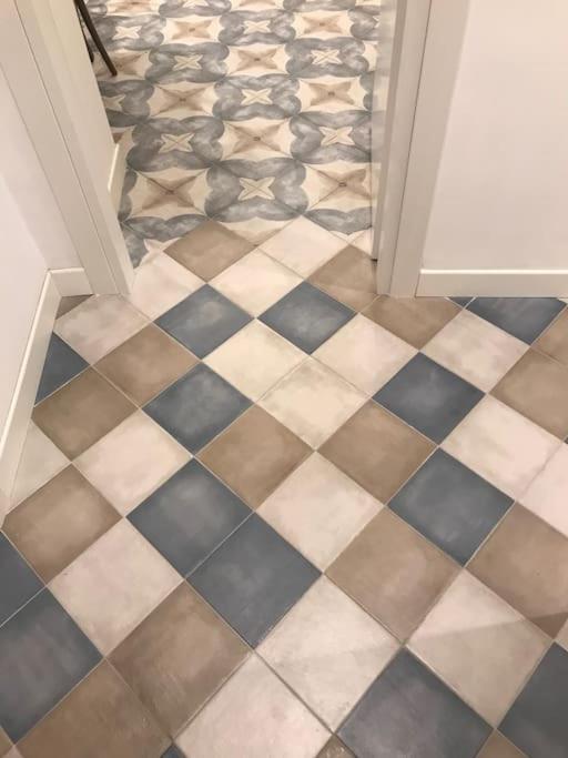 ナポリCasa Luciano Al San Carloアパートメント エクステリア 写真